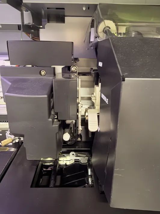 IMPRESSORA COM CORTE CONJUGADO ROLAND TRUEVIS SG3 540 1,37 M - Foto 3
