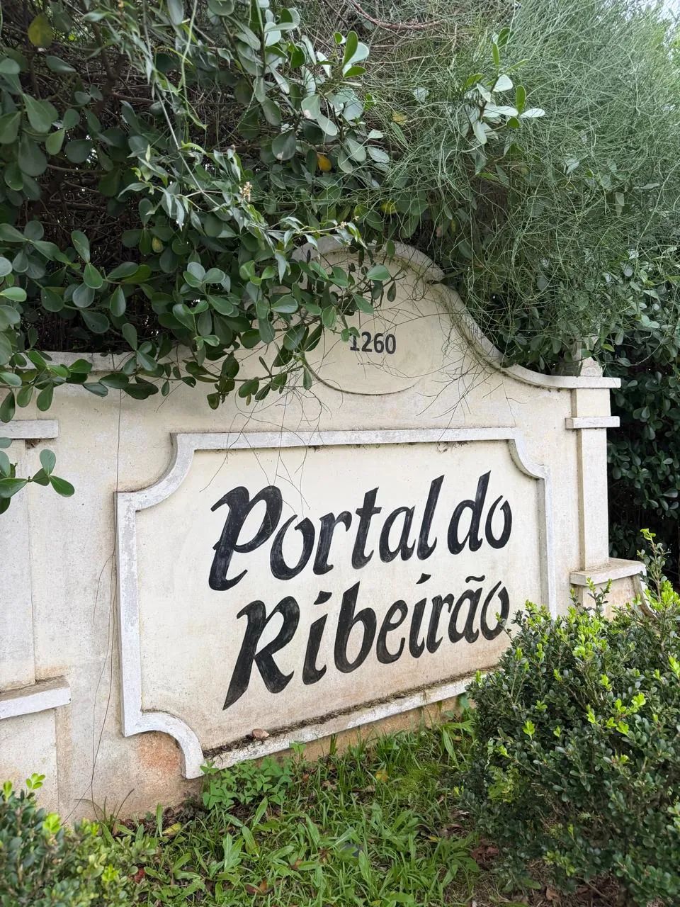 Casa rústica pré fabricada parte alvenaria parte madeira, com 3 dormitórios sendo 1 suíte, - Foto 2