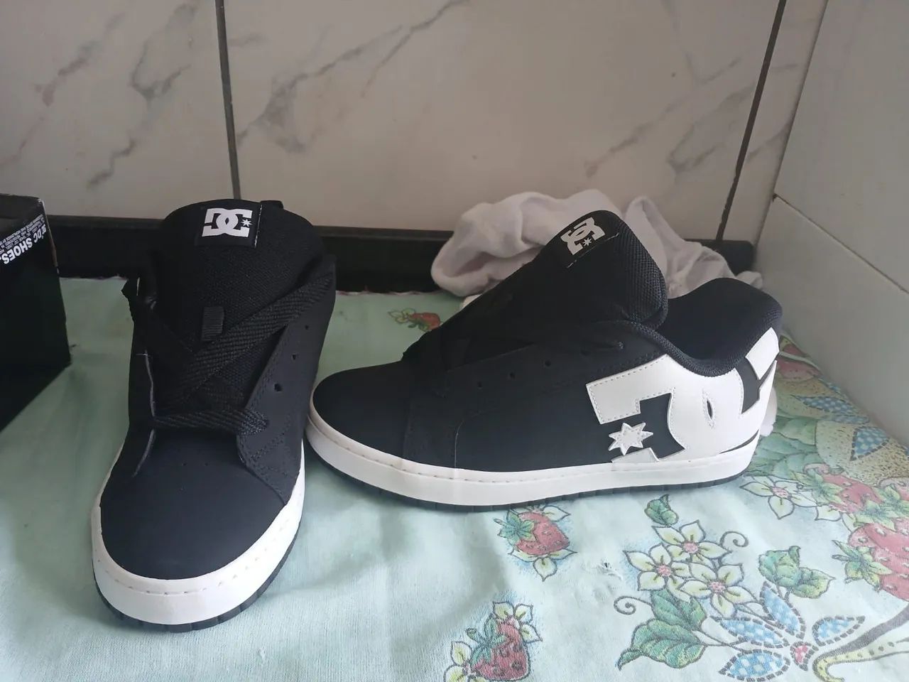 Brinquedos e sapatos  - Foto 3