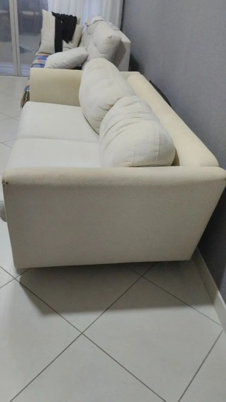 Sofá semi novo 