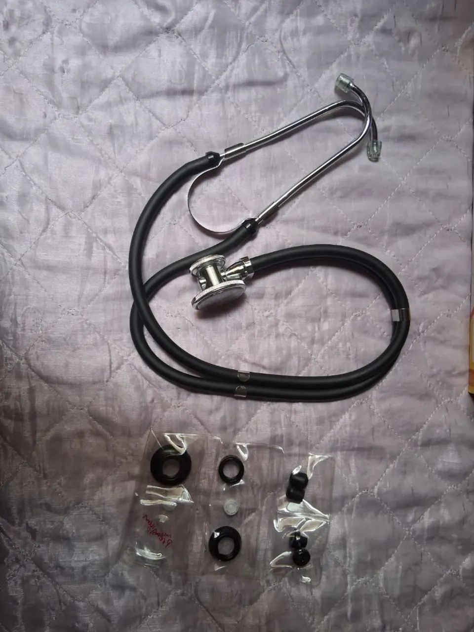 Kit Esfigmomanômetro e Estetoscópio  - Foto 3
