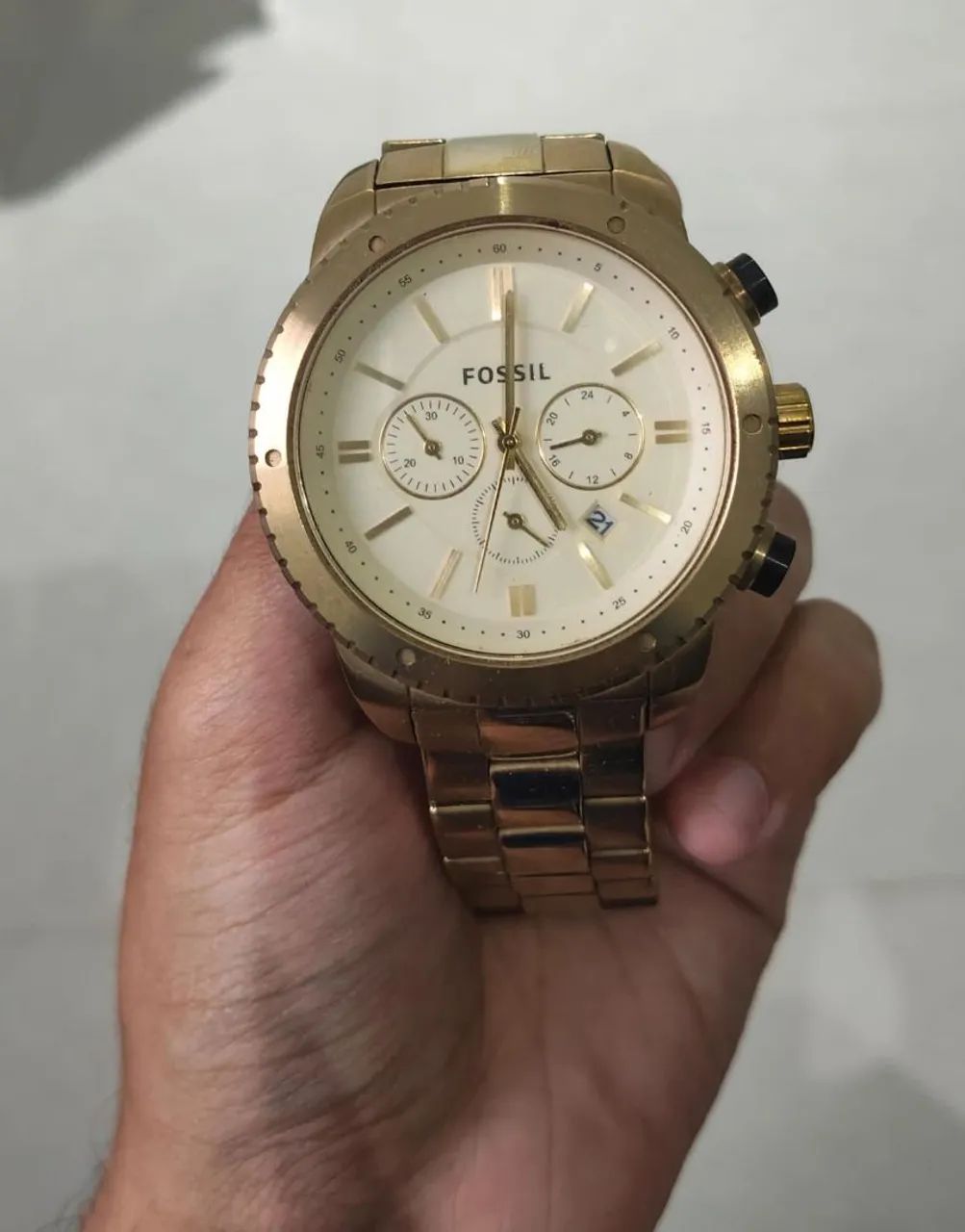 Relógio Fossil dourado