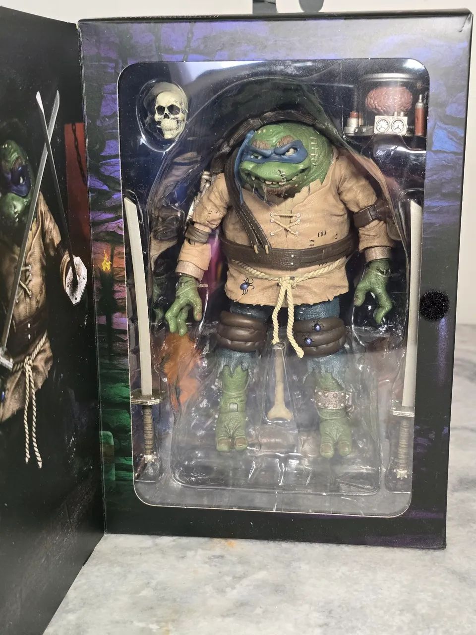 Neca Tartarugas ninja x monsters Leonardo corcunda - Foto 2