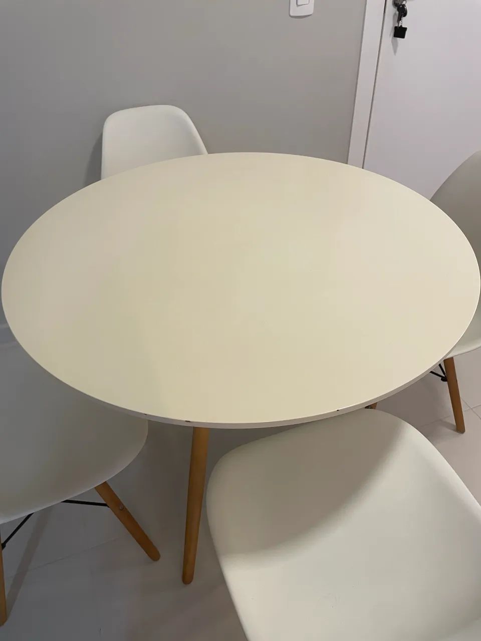 Mesa de jantar redonda 90cm - Foto 4