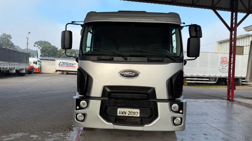 Cargo 1723 Basculante - Foto 3