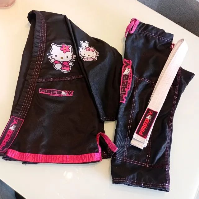 Kimono Infantil Personalizado Hello Kitty 