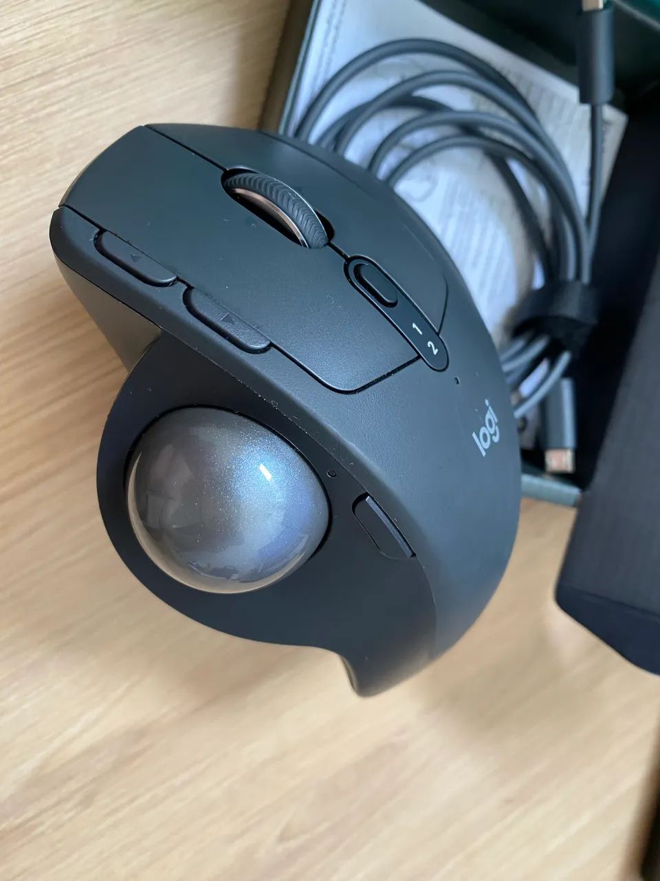 Mouse trackball Logitech mx ergo com defeito  - Foto 3