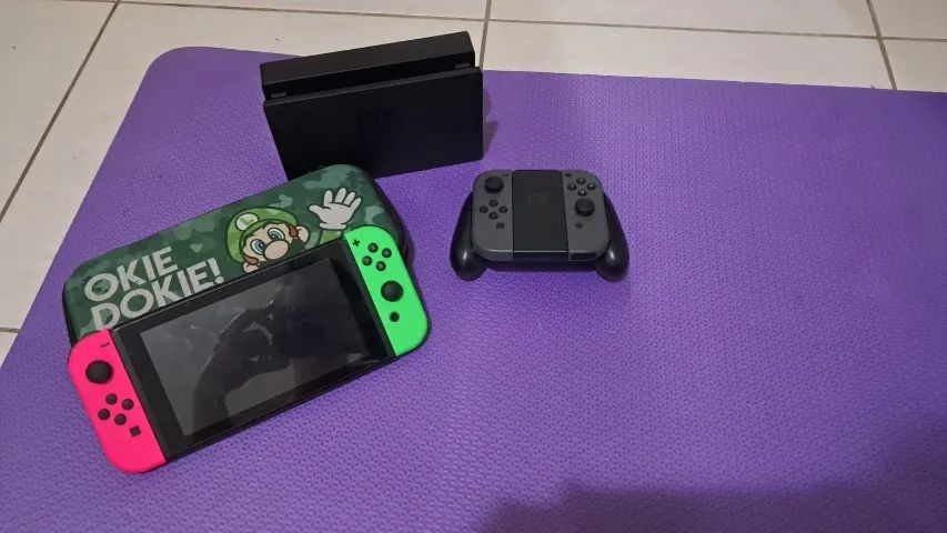 Nintendo Switch Console