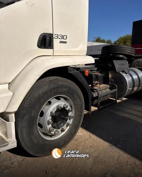 VOLVO VM 330 4X2 - Foto 5