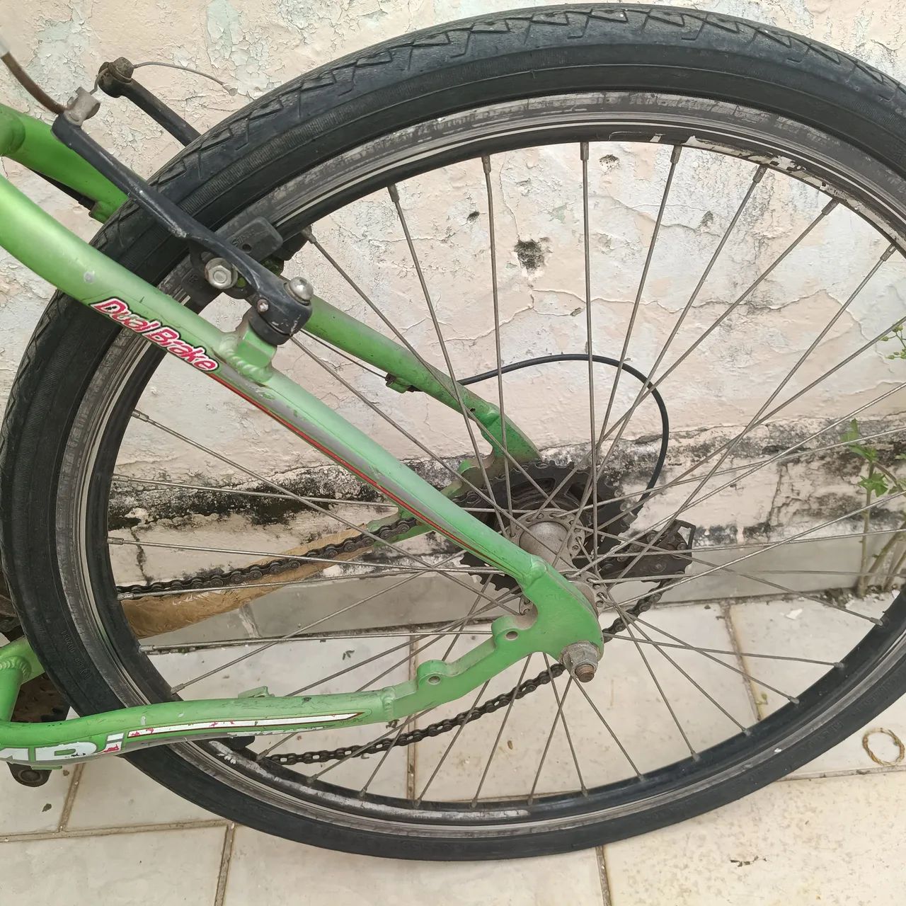 Bicicleta aro 26 com marcha - Foto 3