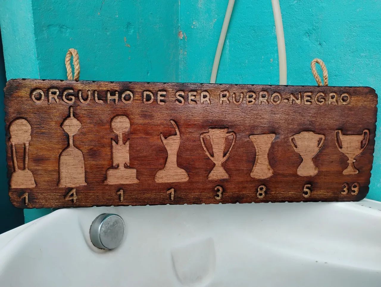 Placa Decorativa de Madeira Rústica 