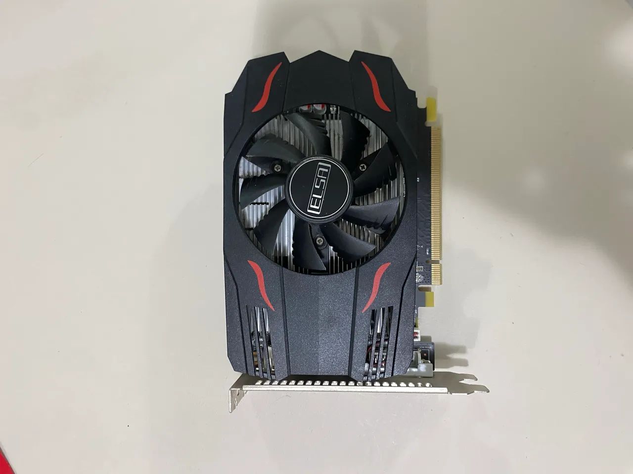 Placa de Vídeo RX 550, 4gb, GDDR5 - Funcionando Perfeitamente