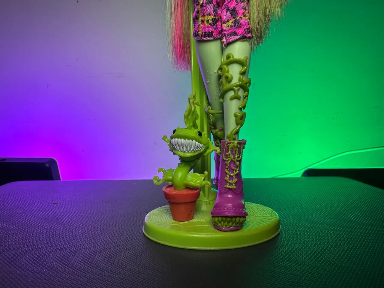 Boneca Monster High - Venus McFlytrap Básica W1 G1 - Foto 3