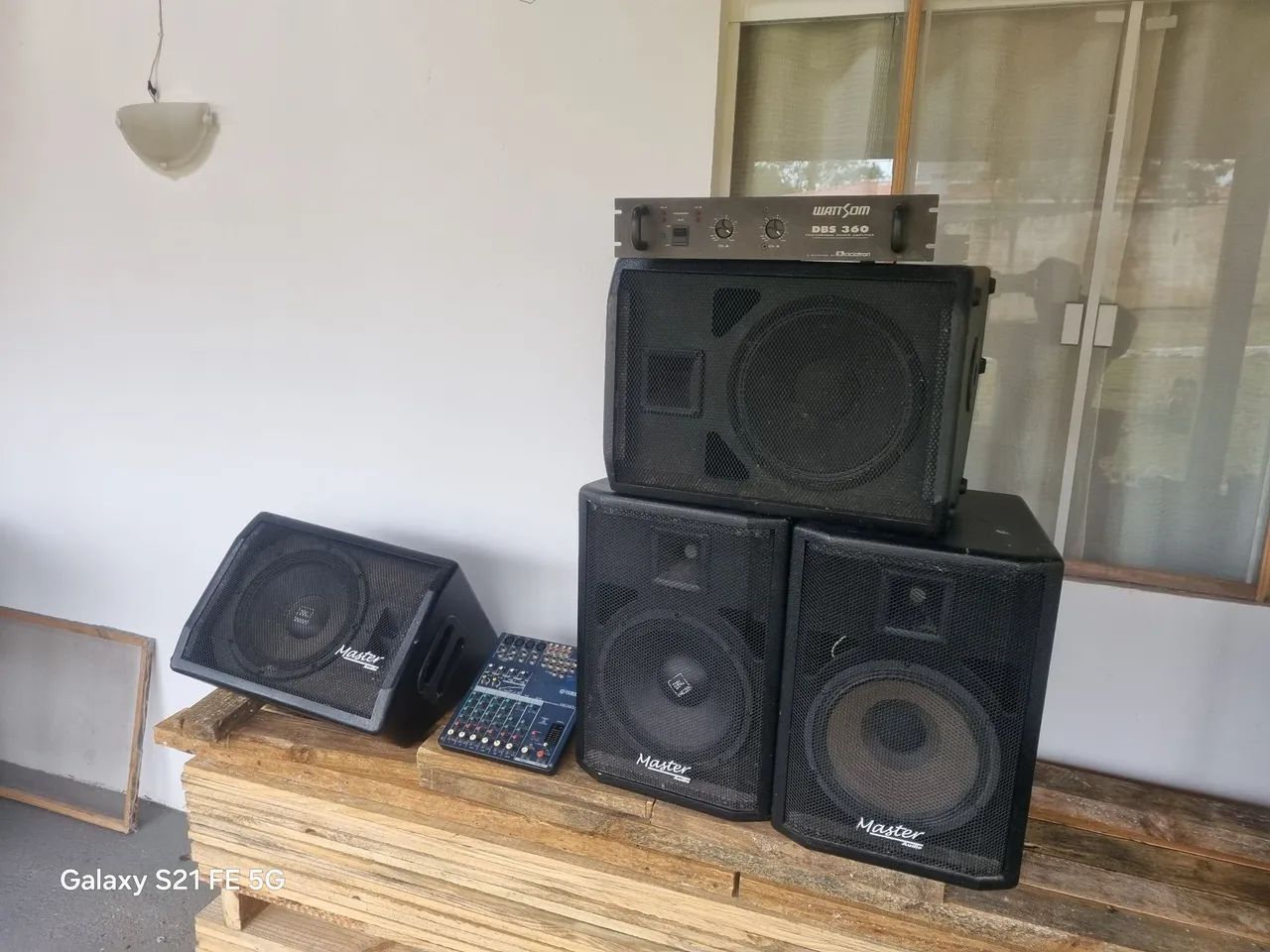 Equipamentos de som para igreja e eventos 