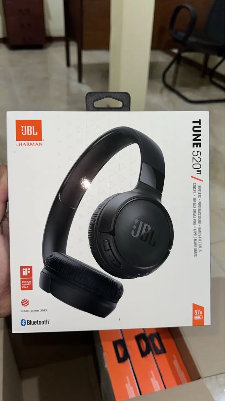 Fone JBL Tune 520 Bluetooth Preto  - Foto 3