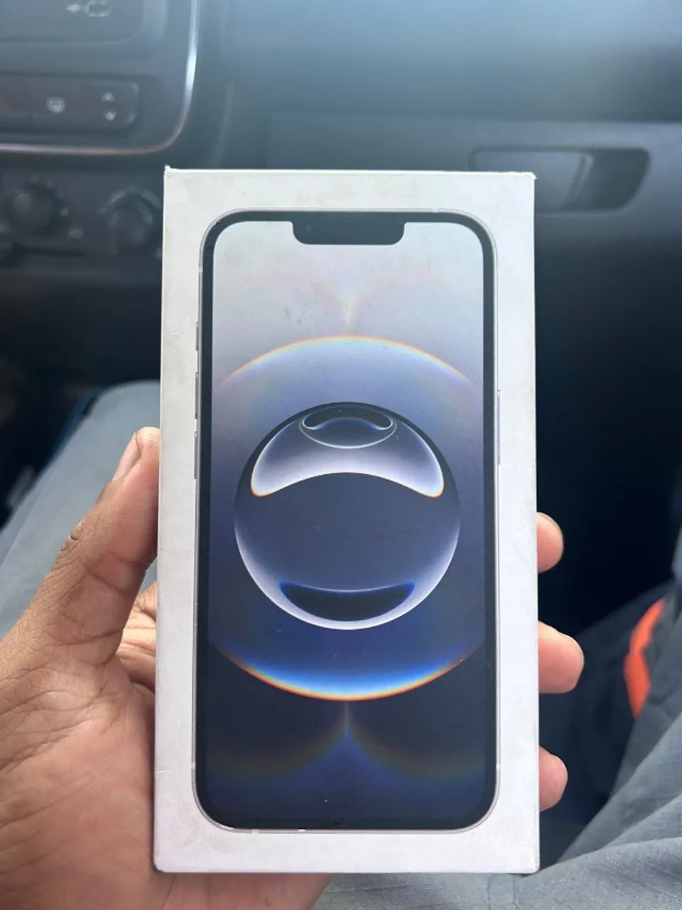iPhone 16e