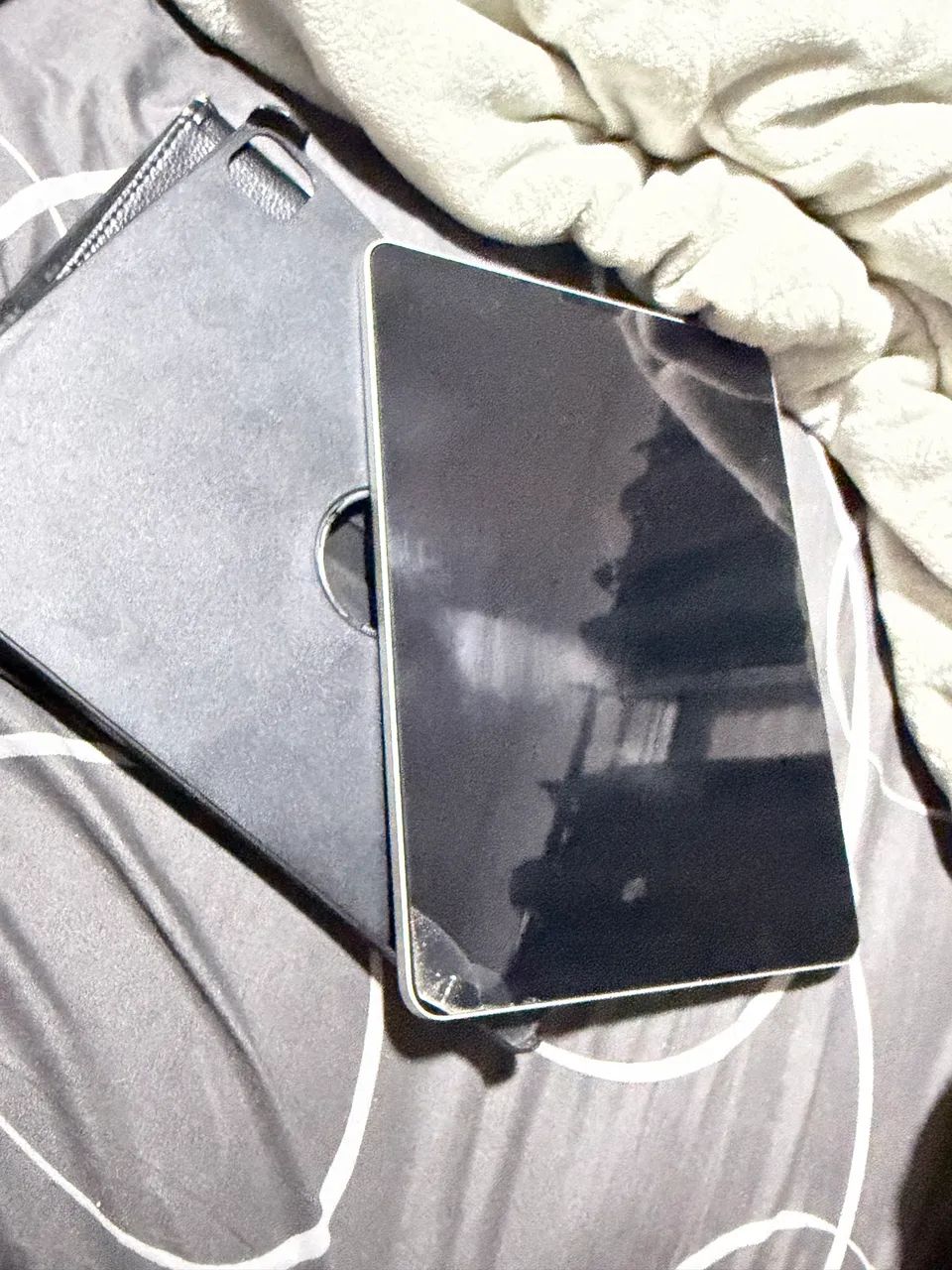     iPad Pro 12,9 6ª geração M2 + Apple Pencil - Impecável - Foto 2