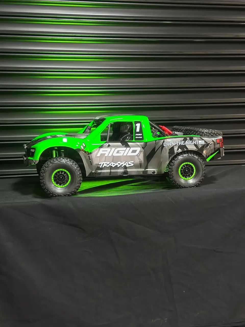 Automodelo Traxxas UDR Rigid Nova  - Foto 5
