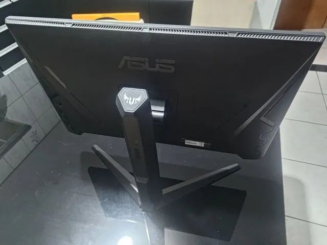 Monitor Gamer ASUS TUF 27 170hz IPS 1ms - Foto 2