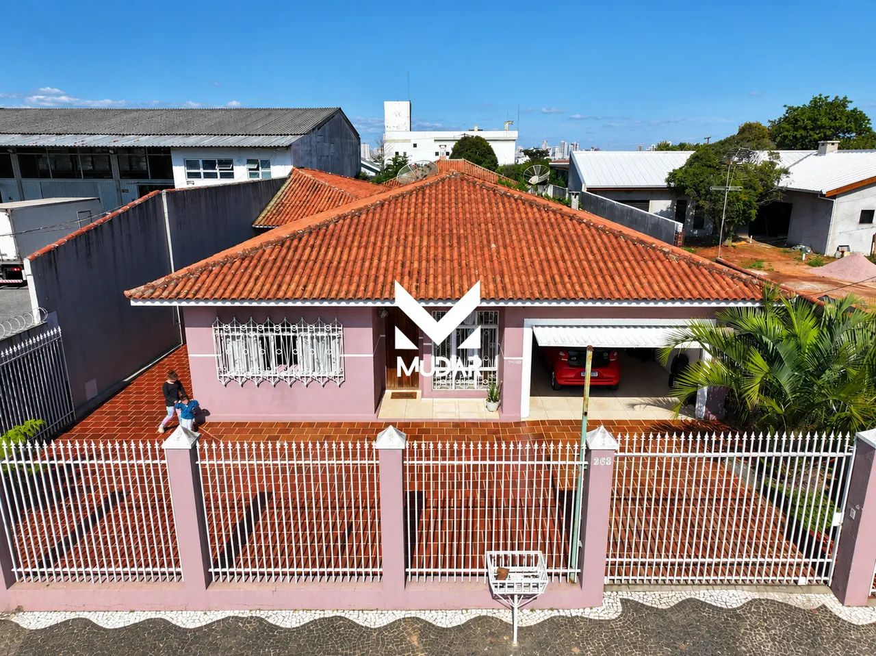 Casa com 3 quartos e edícula  Boa Vista - Foto 2