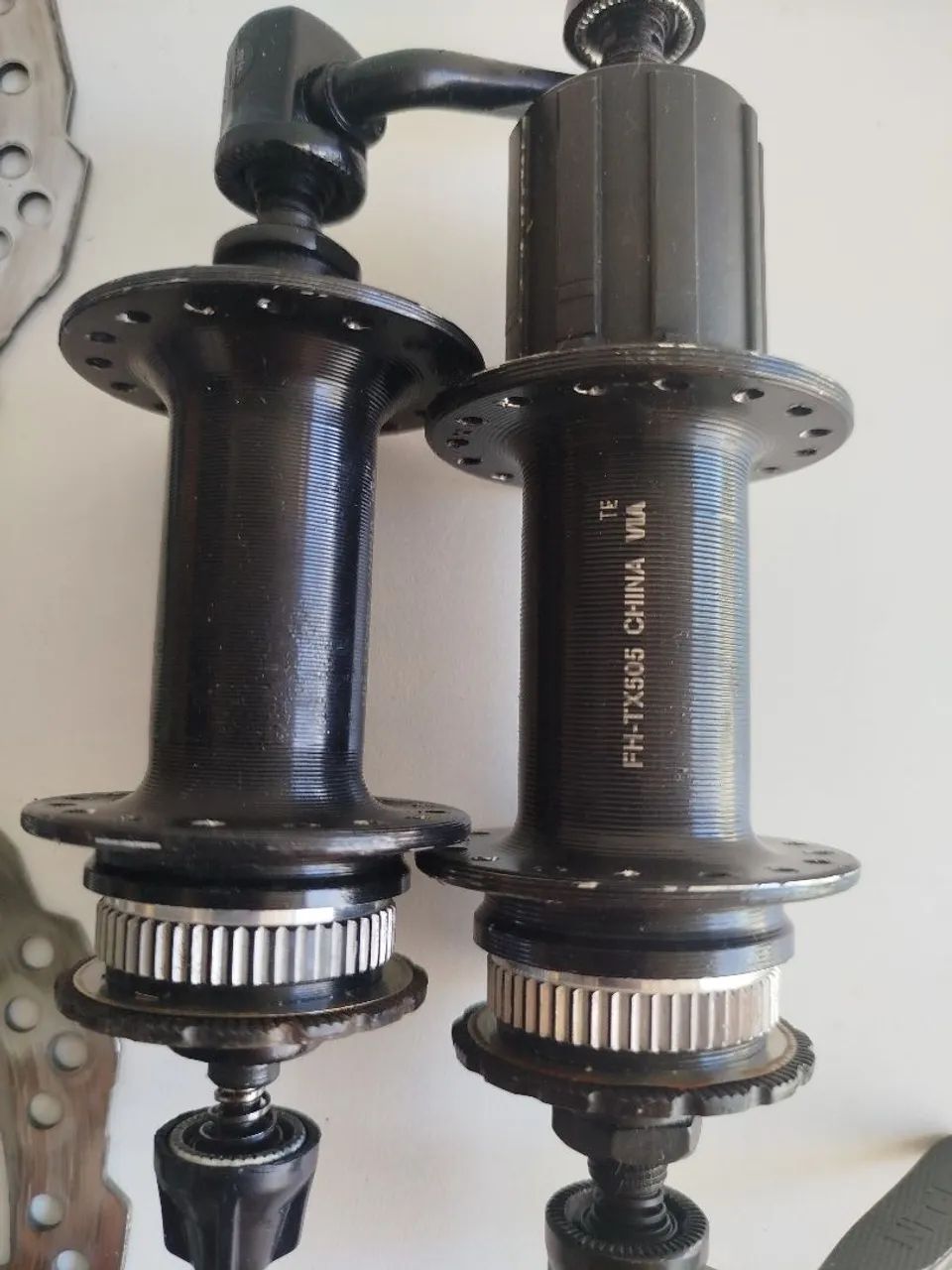 Cubos e discos Shimano original  - Foto 3