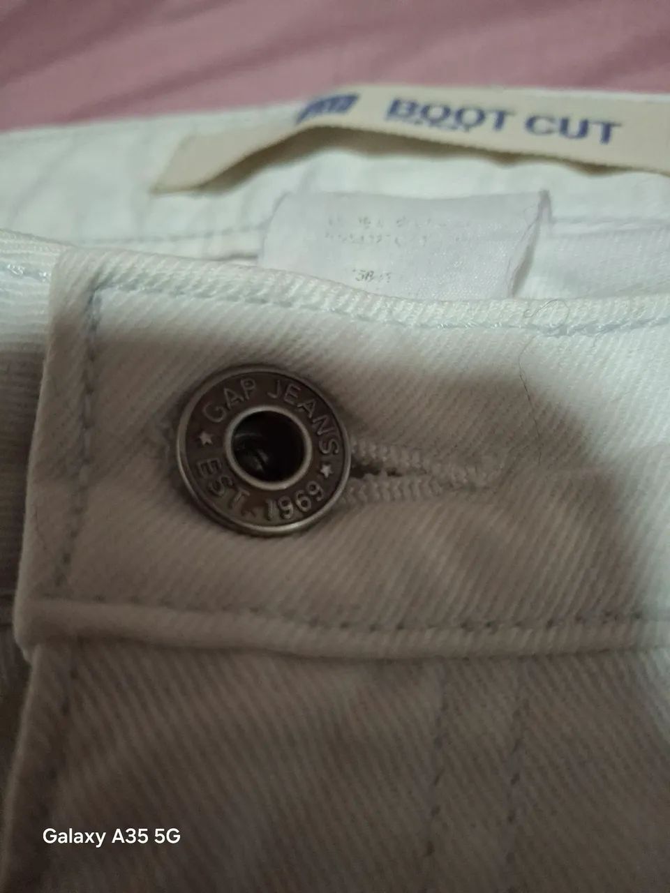 Calça jeans claro, tam 36 original. Bem conservada. - Foto 2