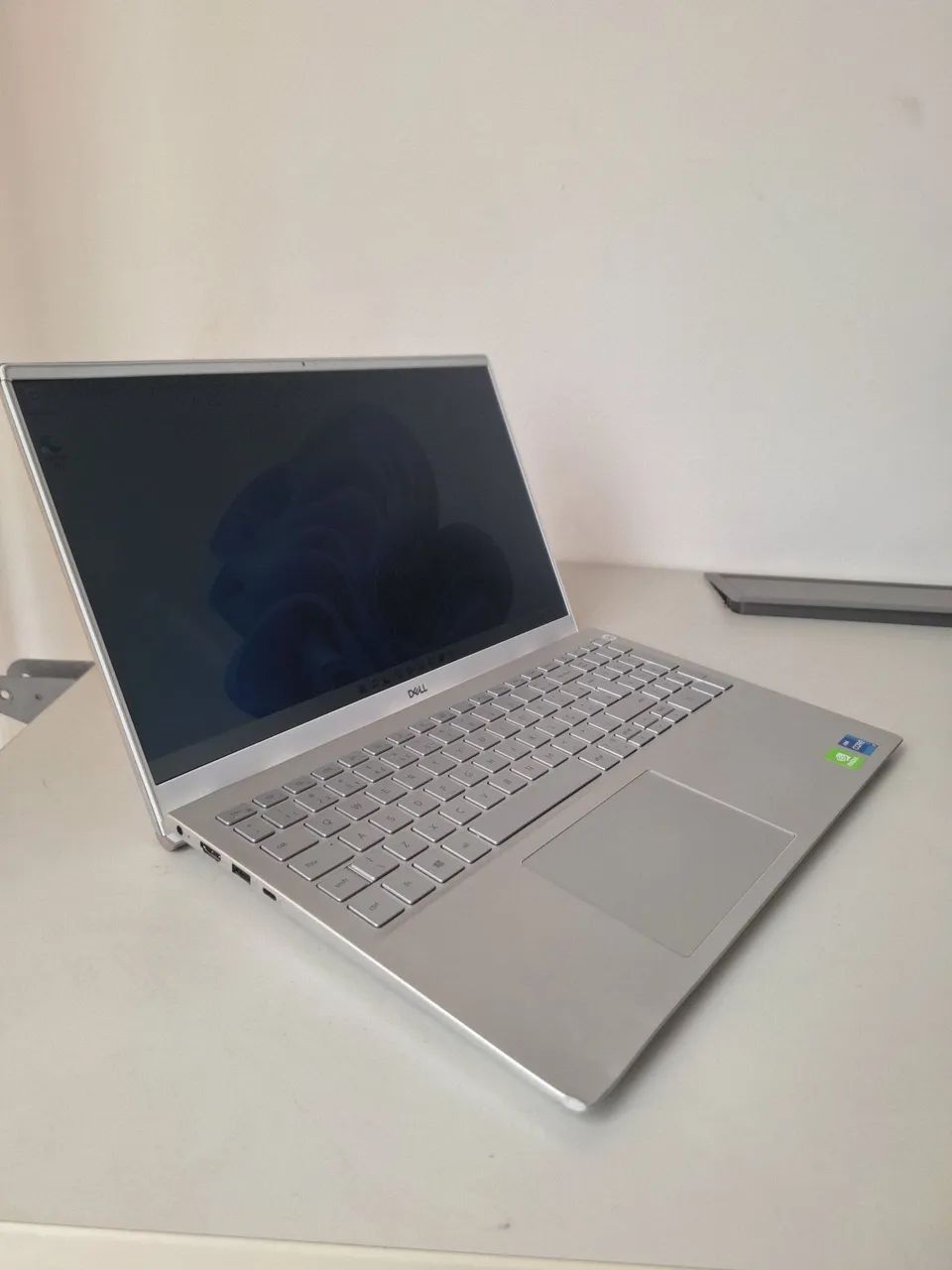 Dell Inspiron 5502 i7 8GB