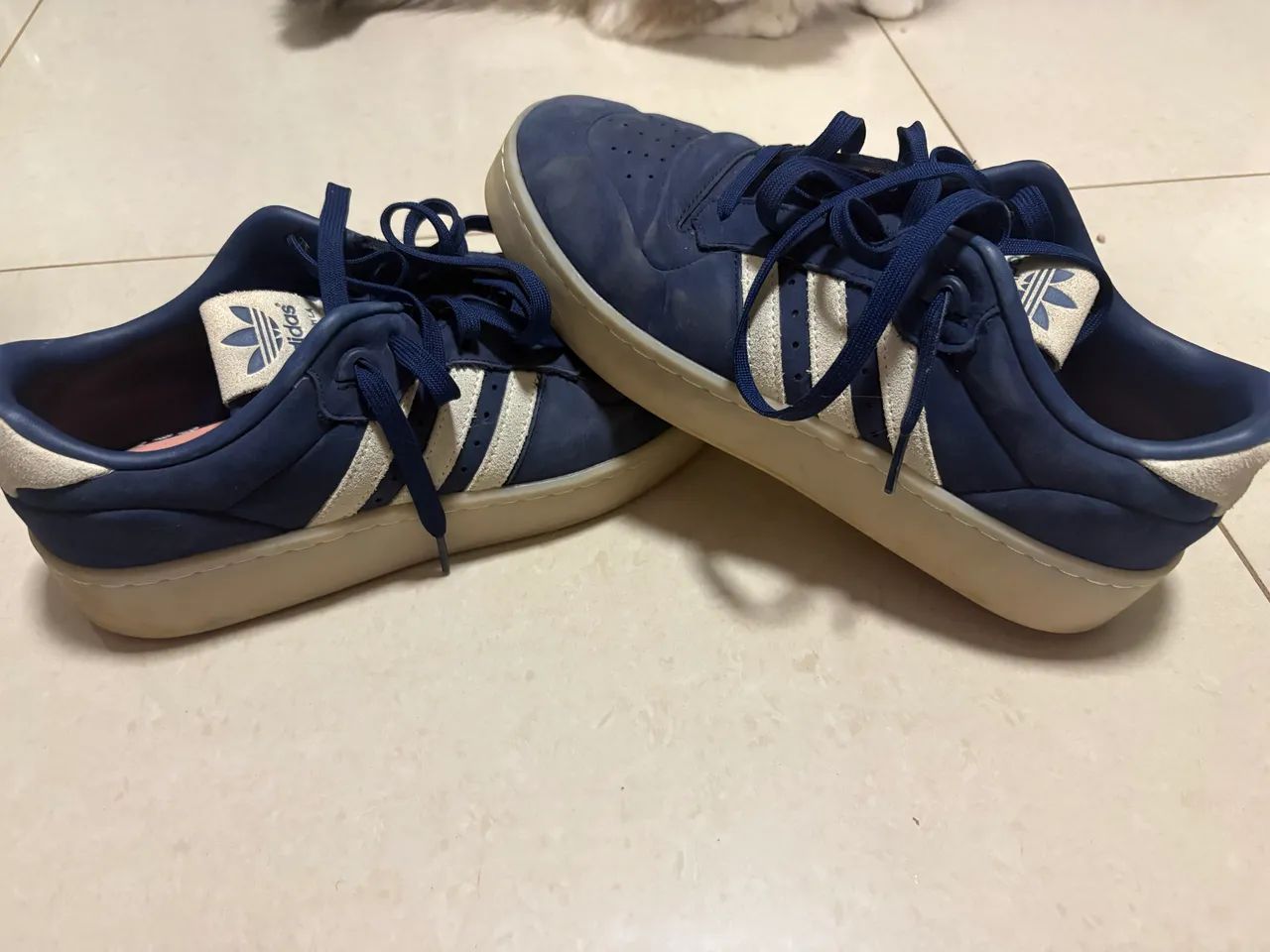 Vendo tênis adidas 
