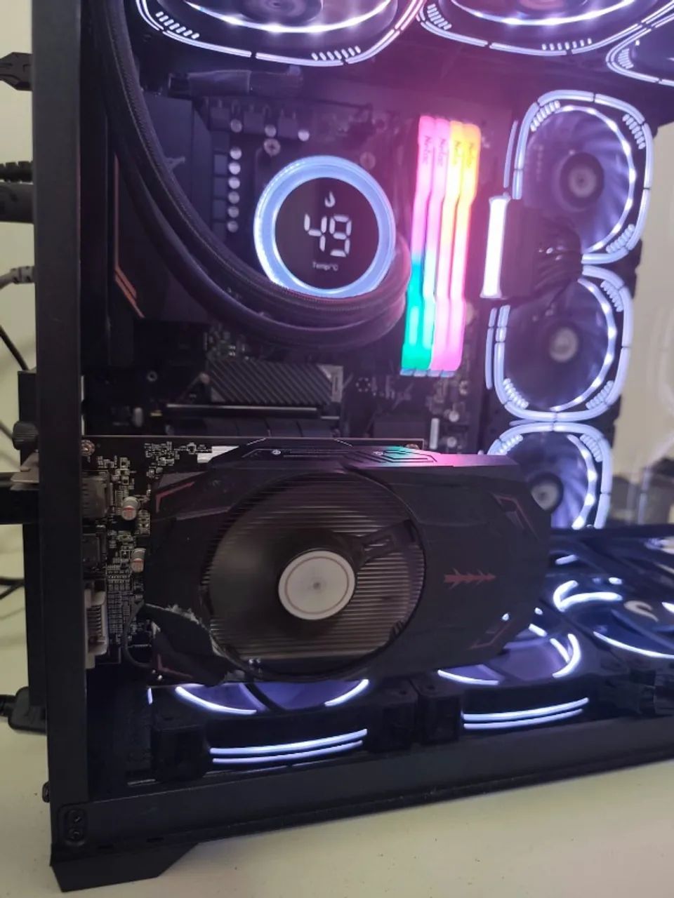 Placa de vídeo Rx 550 2gb Afox  - Foto 2