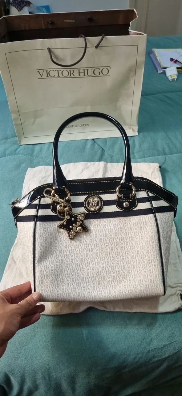 Bolsa Victor Hugo Original Sem Uso - Preta e Branca - Foto 2