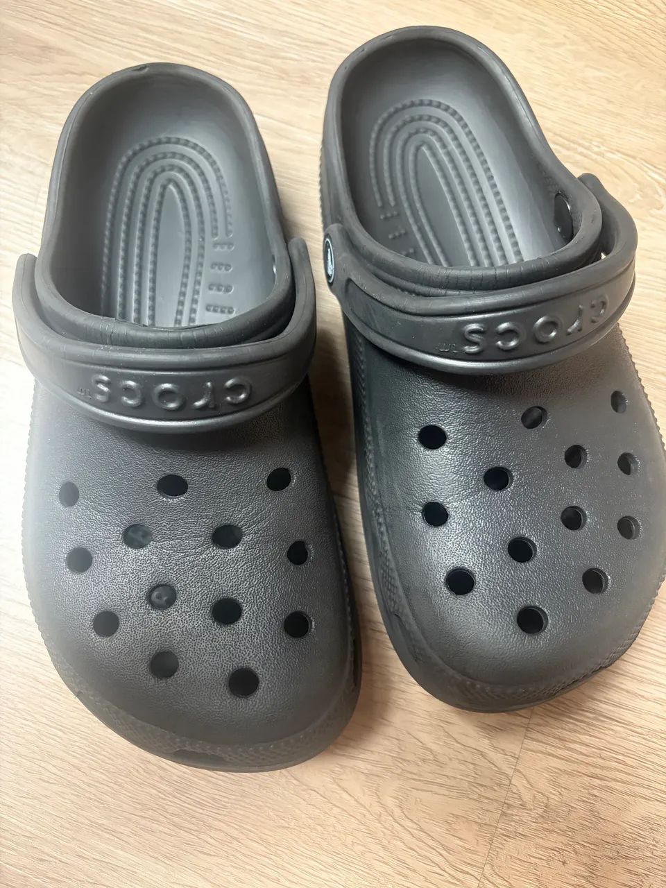 Crocs Original Tamanho 33/34 - Foto 2
