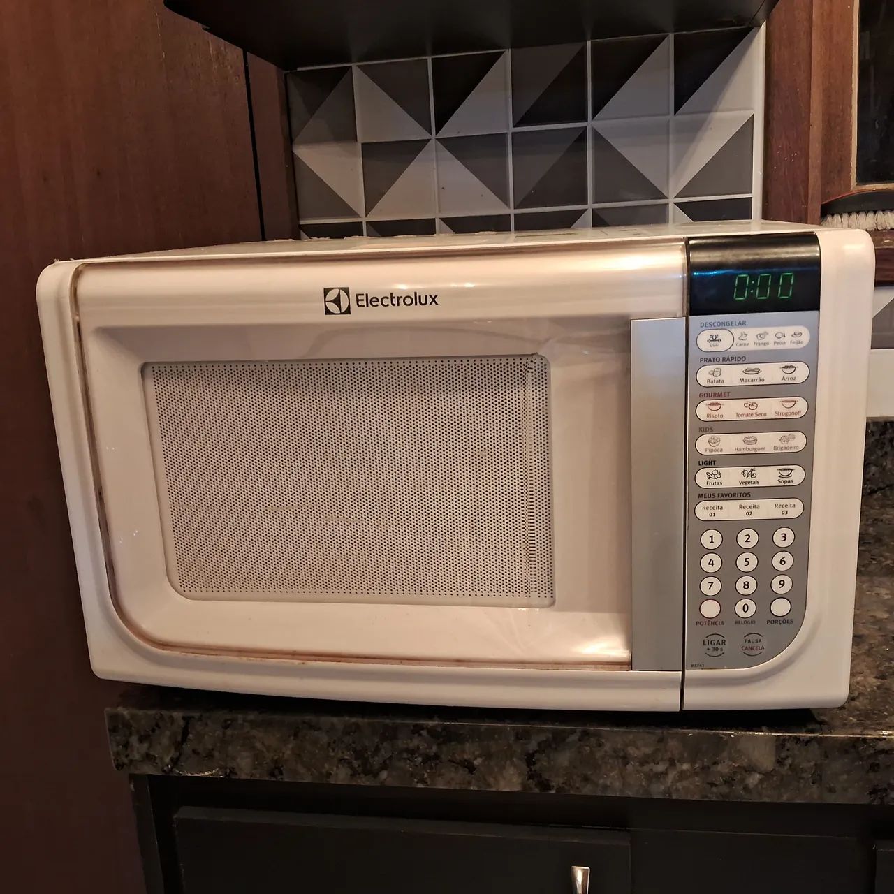 Micro-ondas 31L Eletrolux 