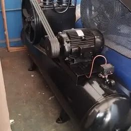COMPRESSORES DE 40 E 100 PÉS REFORMADOS