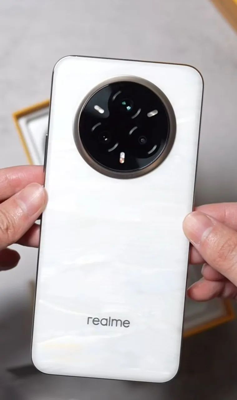 Realme 14 pro - Foto 4
