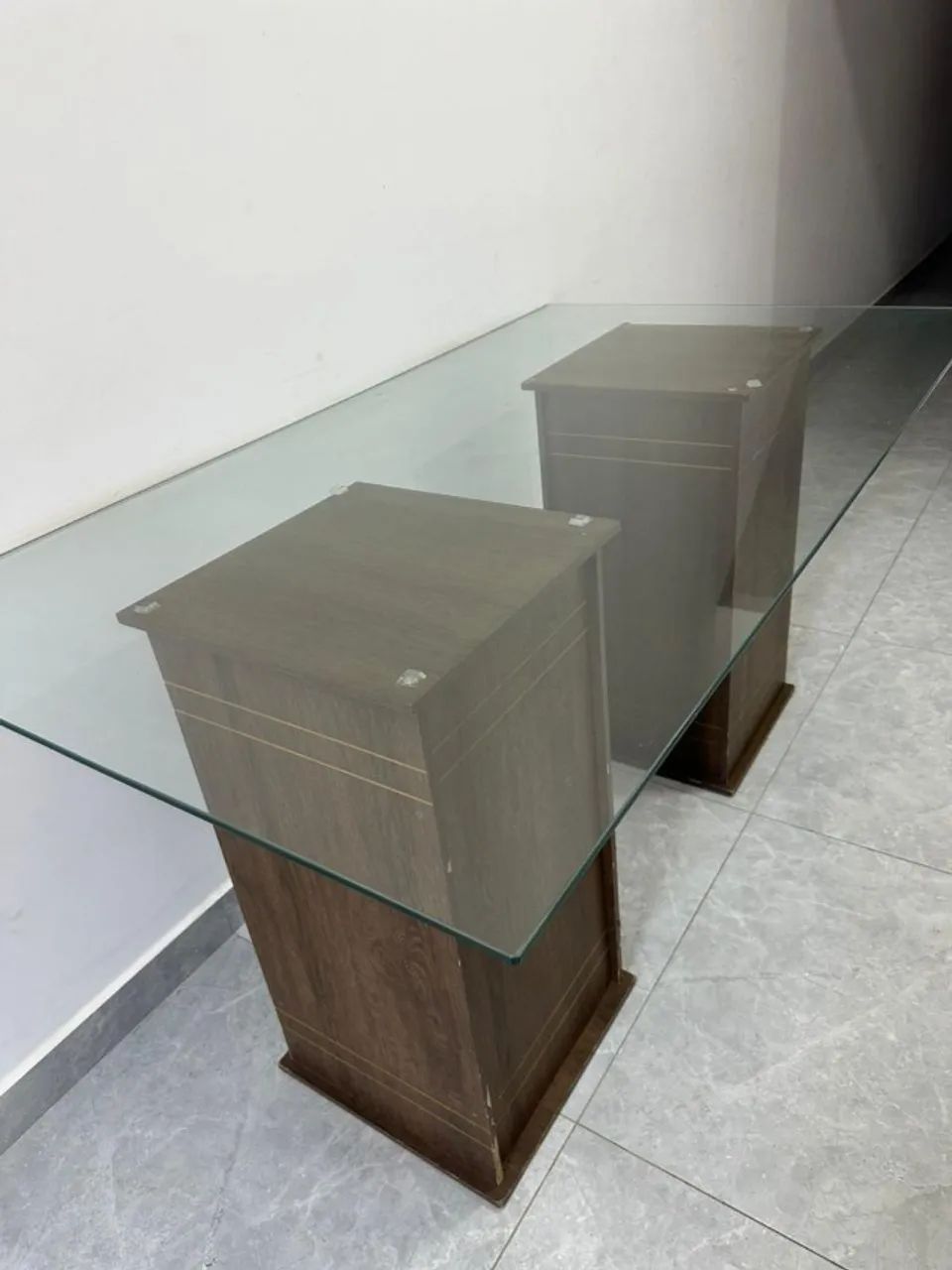 Mesa de jantar retangular de vidro