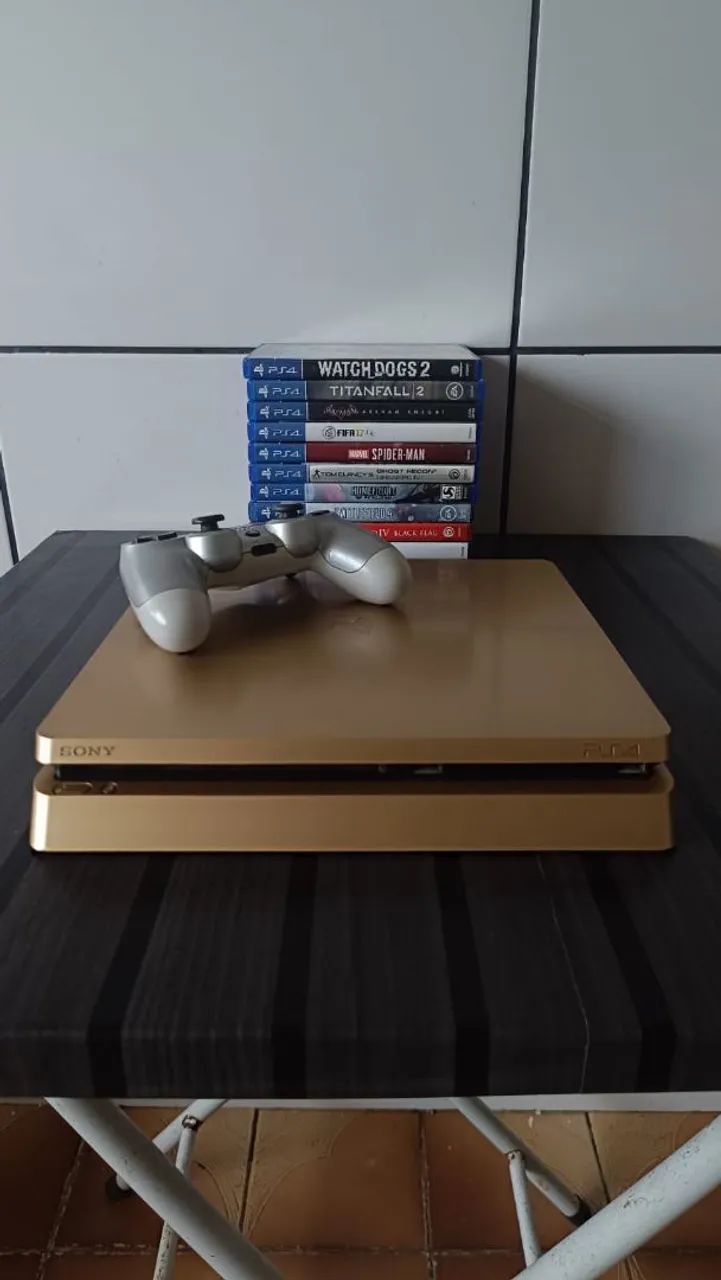 Vendo PS4 edição limitada dourado - Foto 3