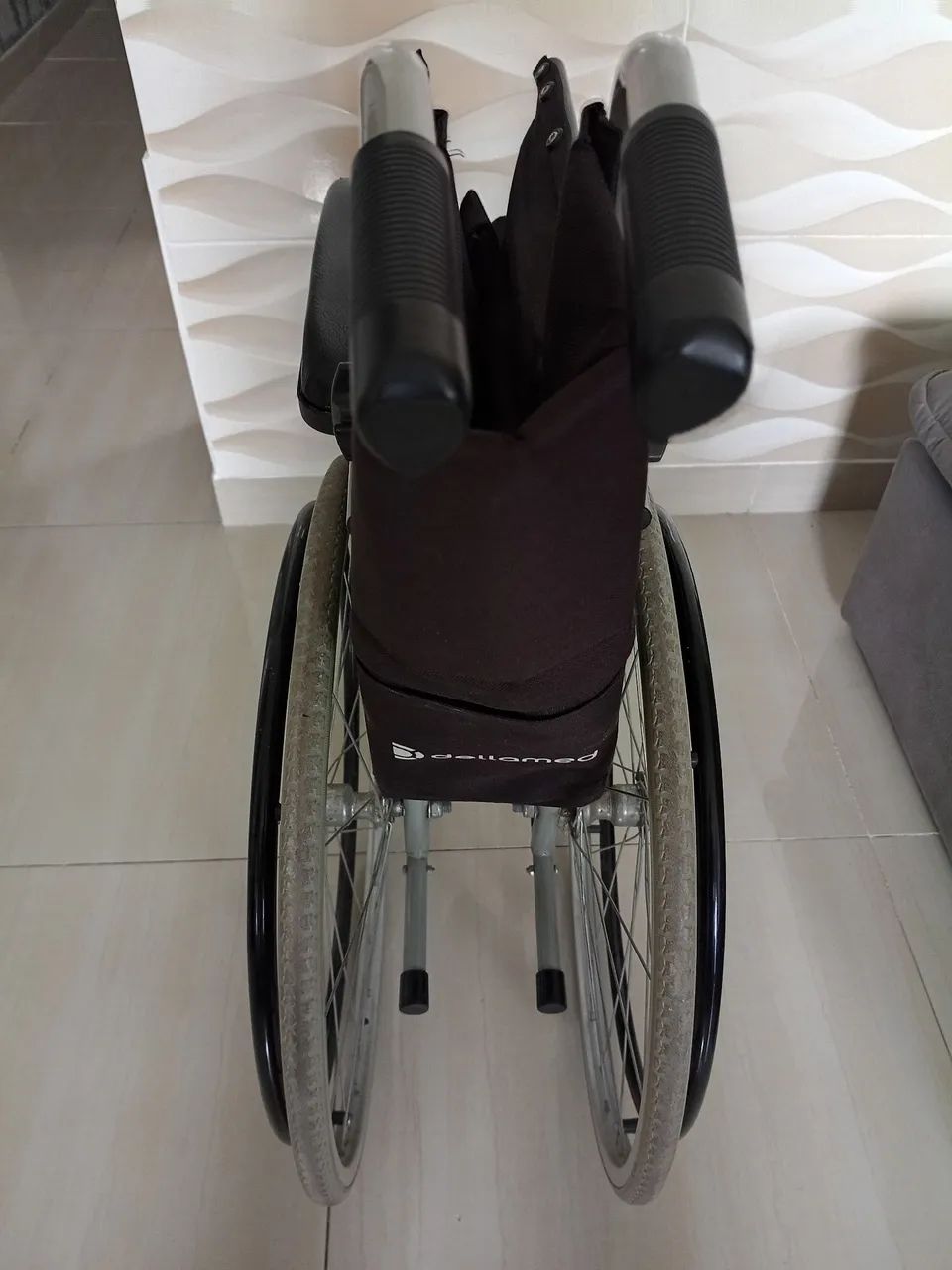 Cadeira de rodas. - Foto 5