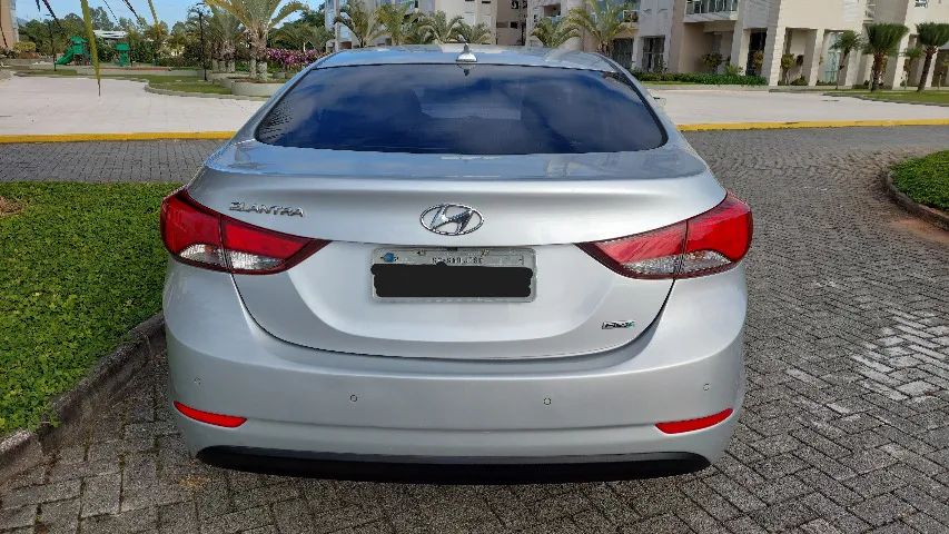 Hyundai Elantra GLS 2.0 16V Flex Aut. 2014 - Foto 5