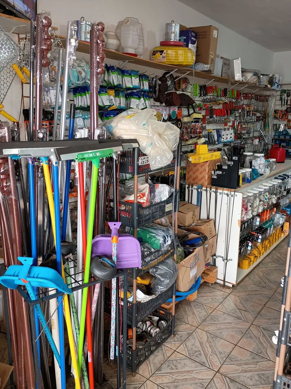 Vende-se Ferragista completa com aluguel acessível - Foto 3