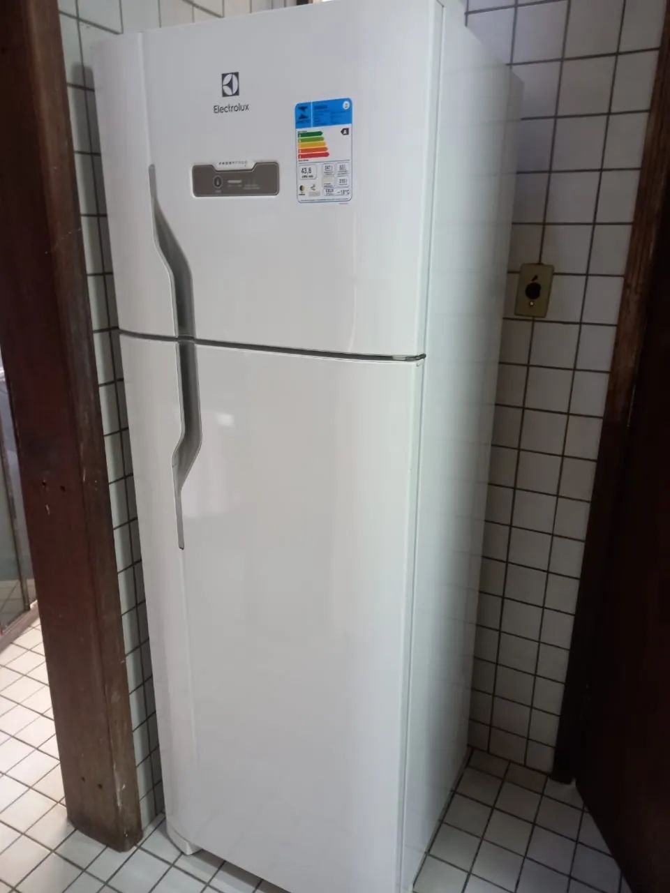Vendo geladeira 