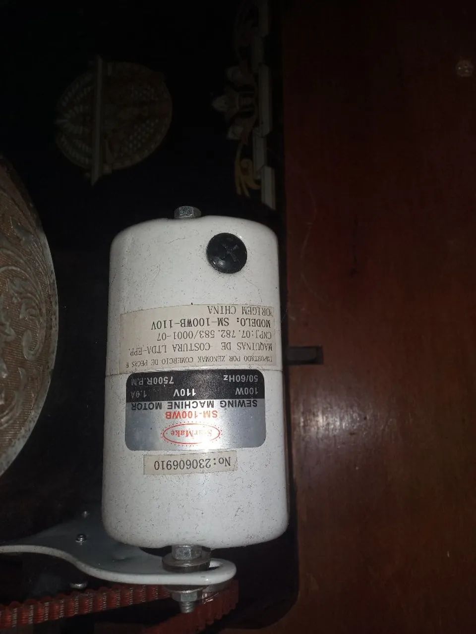 Máquina de costura antiga ELGIN  - Foto 6