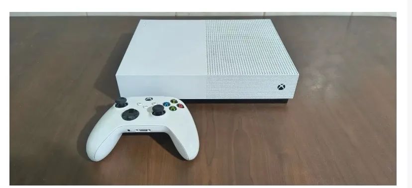 Xbox one S 1TB COM CAIXA CONTROLE  E CABOS  - Foto 3