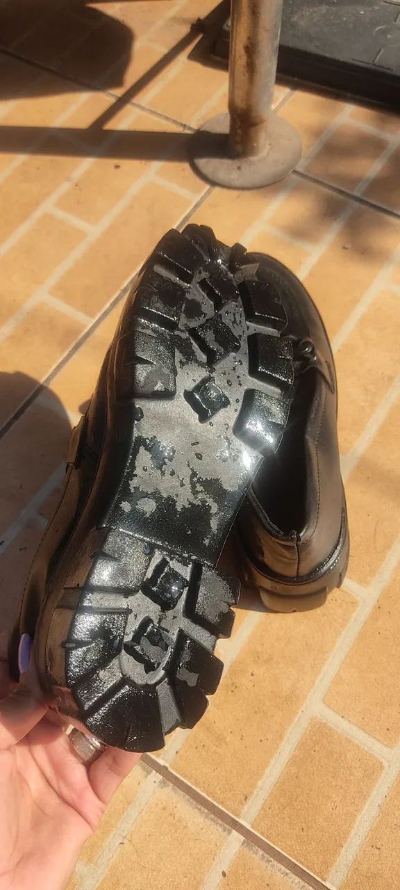 Mocassim preto super estiloso  - Foto 3
