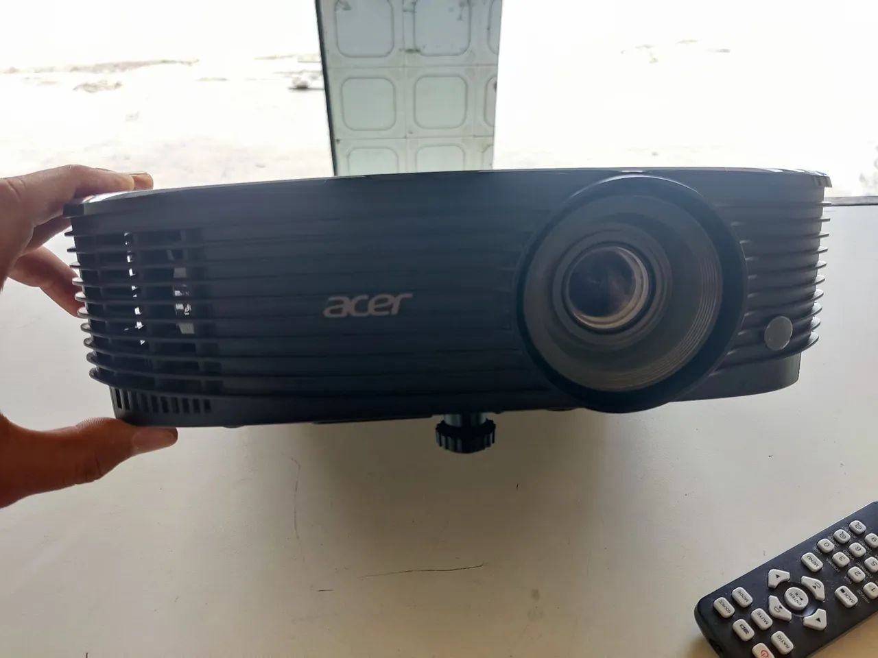 VENDO PROJETOR ACER X1123H - Foto 2