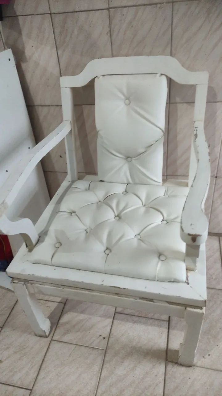 Vendo ou troco cadeira antiga relíquia Clássico Colonial  - Foto 5