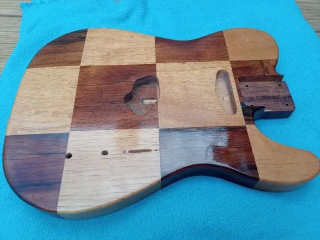 Corpo de guitarra Telecaster em Jacarandá e Cedro - Foto 5