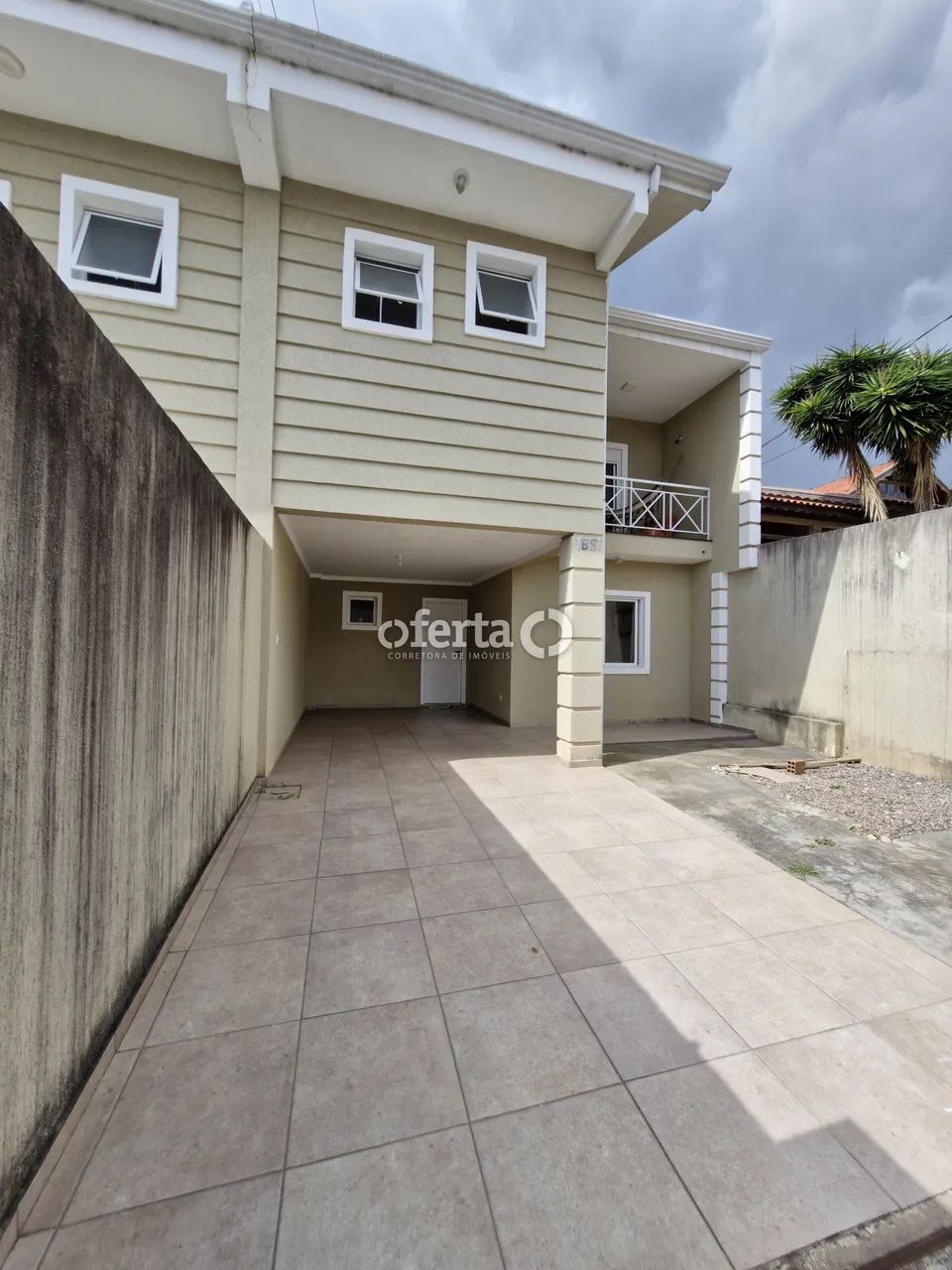 Sobrado com piscina em Araucária - Foto 3