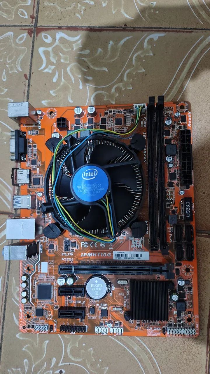 Placa mãe + processador 6700t funcionando 