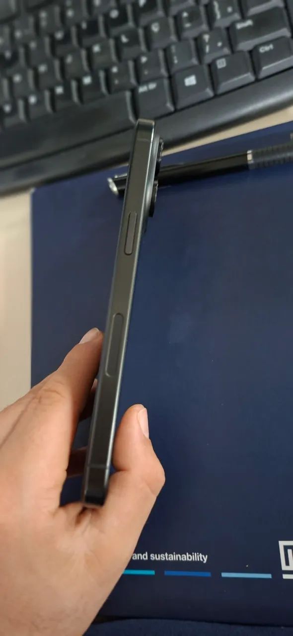 Iphone 15 pro max - Foto 2