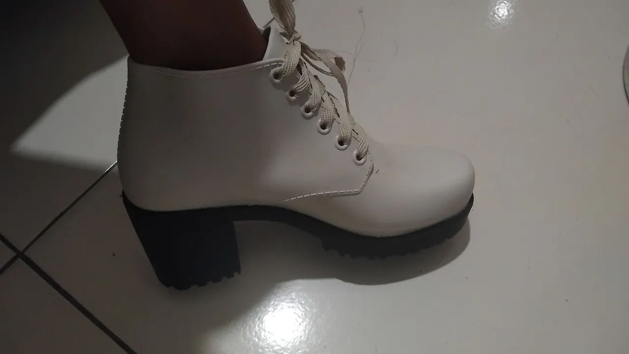 Bota feminina N 36